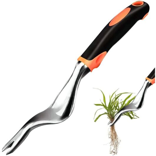 Manual Weeder Root Puller - Weeding Tool - Tool with Rubber Handle